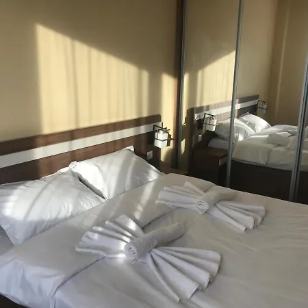 Constantin View 公寓 *